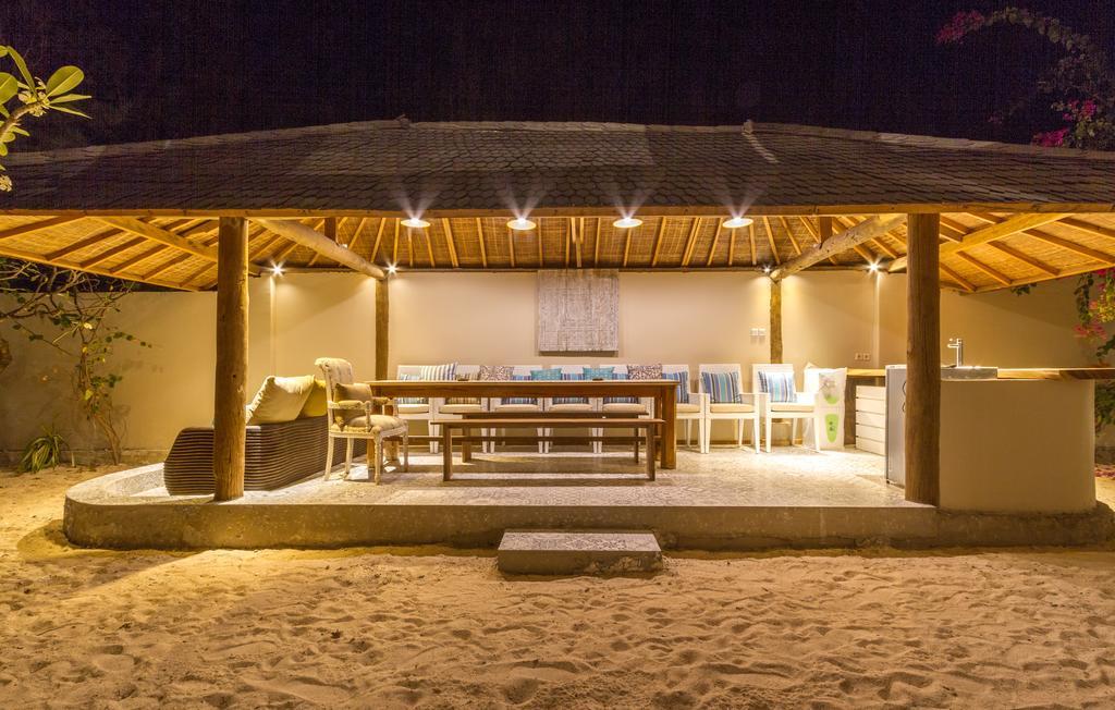 Villa Shelra Gili Meno Zewnętrze zdjęcie